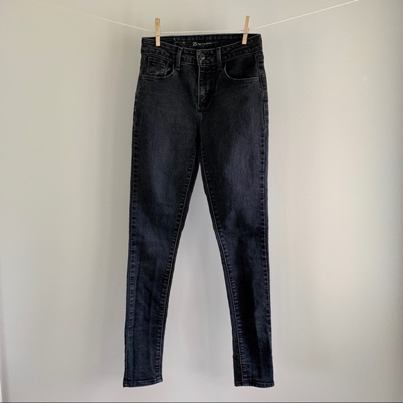 Levi's Denim - Levi’s black high rise skinny, sz 25